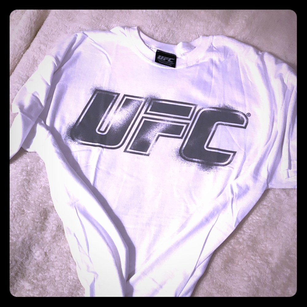 🔘UFC  🔘T-SHIRT 🔘size XL
